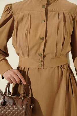 Pile Detaylı Jile Elbise Takım Yağ Yeşili - Elbise