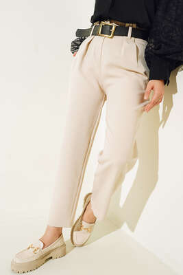 Pile Detaylı Kemerli Cepli Pantolon Bej - MISRA