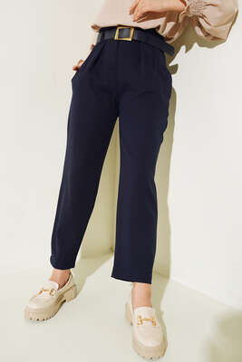 Pile Detaylı Kemerli Cepli Pantolon Lacivert - Pantolon