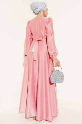 Pile Yakalı Taş Detaylı Saten Abiye Elbise Pudra - Tesettür Elbise