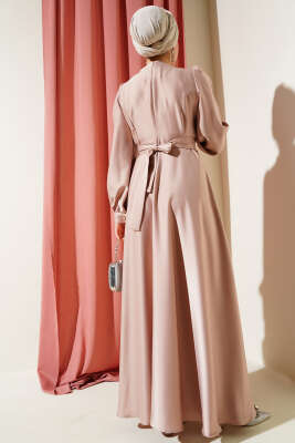 Pile Yakalı Taş Detaylı Saten Abiye Elbise Bej - Tesettür Elbise