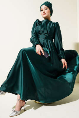 Pile Yakalı Taş Detaylı Saten Abiye Elbise Zümrüt 
