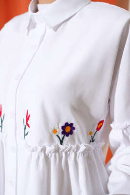 Pileli Çiçek Nakışlı Gömlek Beyaz - Yılın Fırsatı