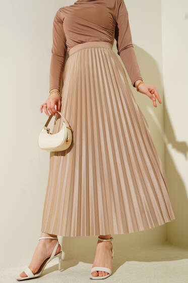Pileli Deri Görünümlü Bel Lastikli Etek Bej - Etek
