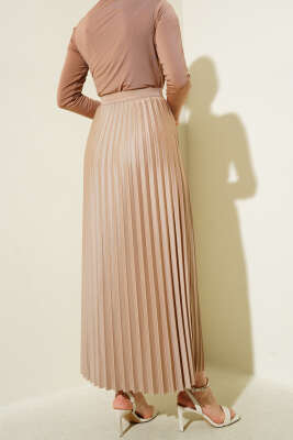 Pileli Deri Görünümlü Bel Lastikli Etek Bej - Uzun Etek