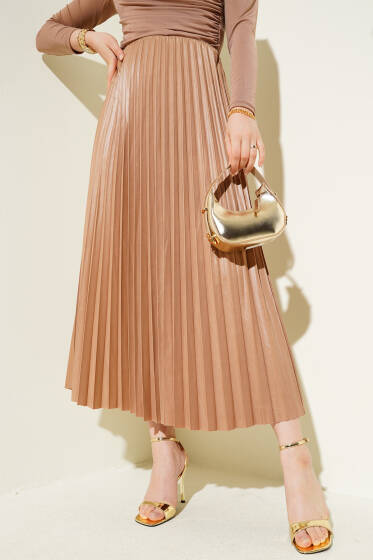 Pileli Deri Görünümlü Bel Lastikli Etek Camel - Etek