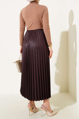 Pileli Deri Görünümlü Bel Lastikli Etek Kahve - Uzun Etek