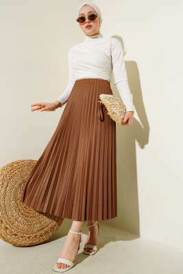 Pileli Deri Görünümlü Bel Lastikli Etek Latte - Uzun Etek