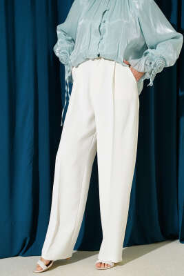 Pileli Geniş Paça Kumaş Pantolon Beyaz - Pantolon