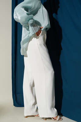 Pileli Geniş Paça Kumaş Pantolon Beyaz - Pantolon