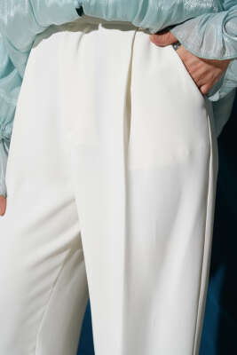 Pileli Geniş Paça Kumaş Pantolon Beyaz - Pantolon