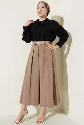 Pileli Kemerli Gabardin Kloş Etek Latte - Etek