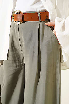 Pileli Kemerli Oversize Pantolon Haki - Pantolon