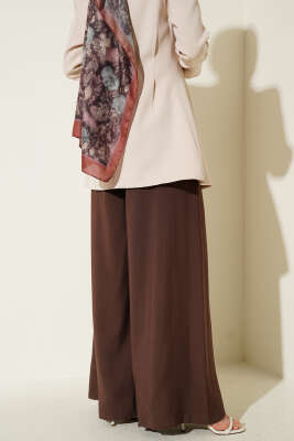 Pileli Kemerli Oversize Pantolon Kahve - Pantolon