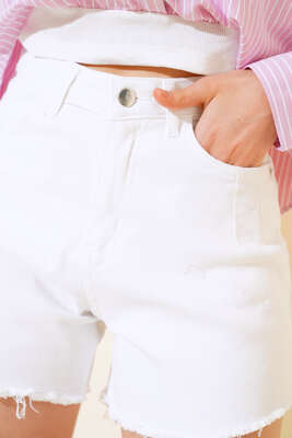 Pileli Paça Püsküllü Kot Şort Beyaz - Yılın Fırsatı
