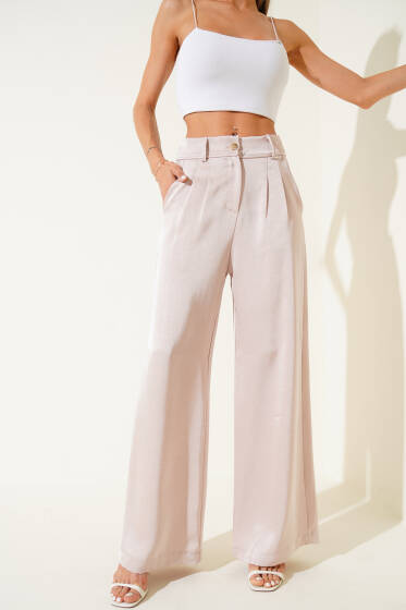 Pileli Saten Salaş Pantolon Bej - Kadın Giyim Modelleri