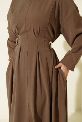 Pileli Yan Kuşak Bağlamalı Elbise Vizon - Elbise