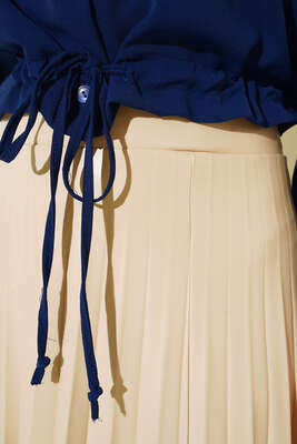 Piliseli Deri Görünüm Etek Bej - Uzun Etek