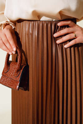 Piliseli Etek Latte - Uzun Etek