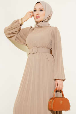 Piliseli Kemerli Ayrobin Elbise Latte - Tesettür Elbise