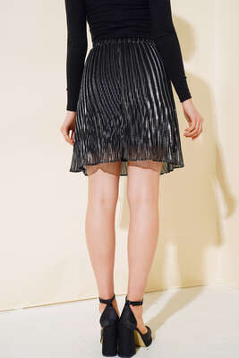 Piliseli Mini Etek Siyah Çizgili - Kadın Giyim Modelleri