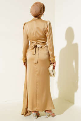 Piliseli Tüylü Manşet Elbise Latte - Tesettür Elbise