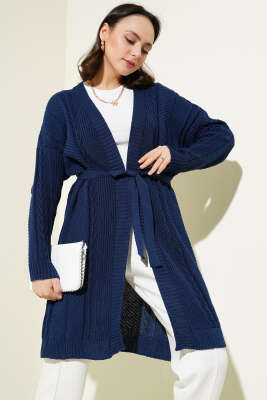 Pirinç Örgü Desenli Kuşaklı Triko Hırka Lacivert 