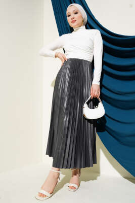 Pliseli Deri Görünümlü Etek Füme - Uzun Etek