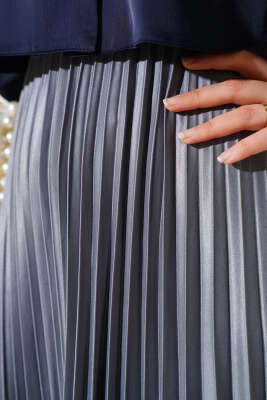 Pliseli Deri Görünümlü Etek Gri - Uzun Etek