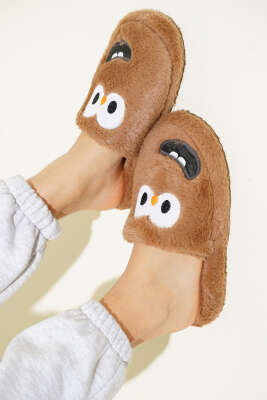 Pofuduk Detaylı Kadın Terlik Taba - ALMİNA