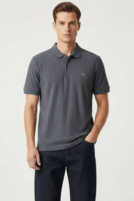 Polo Yaka Arma Detaylı Erkek T-shirt Füme - BESSE