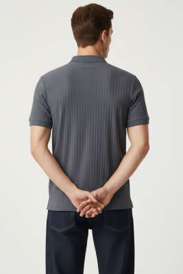 Polo Yaka Arma Detaylı Erkek T-shirt Füme - Erkek T-shirt