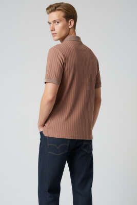 Polo Yaka Arma Detaylı Erkek T-shirt Kahve - Erkek T-shirt