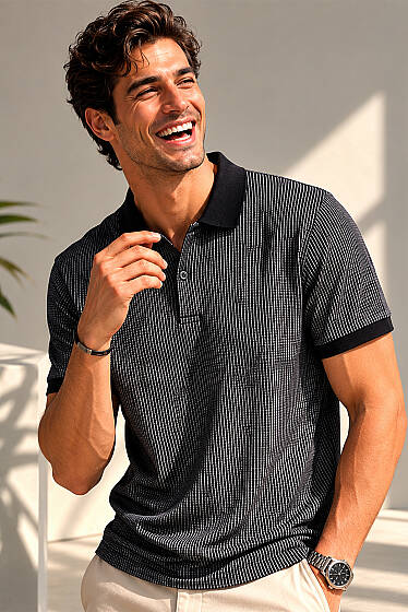 Polo Yaka Dikey Çizgili Erkek T-shirt Siyah - Siyah Polo Yaka Tişört