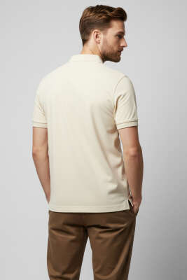 Polo Yaka Düğme Detaylı Erkek T-shirt Krem - Erkek Polo Yaka Tişört