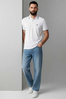 Polo Yaka Düğmeli Arma Detaylı Erkek T-shirt Beyaz - Erkek T-shirt