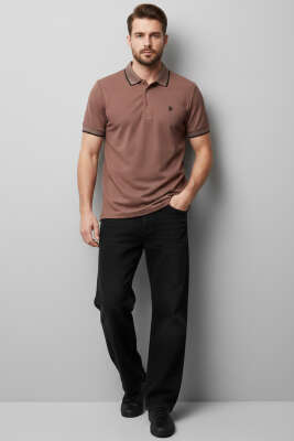 Polo Yaka Düğmeli Arma Detaylı Erkek T-shirt Kahve - Erkek T-shirt