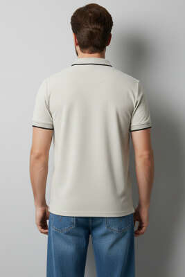 Polo Yaka Düğmeli Arma Detaylı Erkek T-shirt Taş - Erkek T-shirt