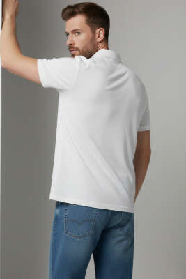 Polo Yaka Fermuarlı Erkek T-shirt Beyaz - Erkek T-shirt