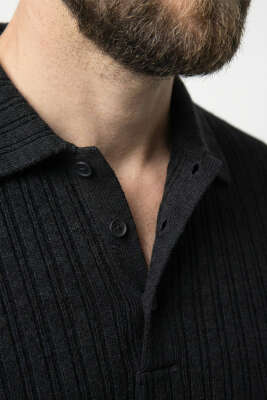 Polo Yaka Kabartma Çizgili Erkek Sweatshirt Siyah - Erkek T-shirt