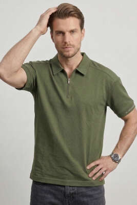 Polo Yaka Kol Yazılı Oversize Erkek T-shirt Haki - DEEP POİNT