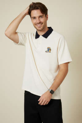 Polo Yaka Nakışlı İki İplik T-shirt Ekru - Beyaz Polo Yaka Tişört