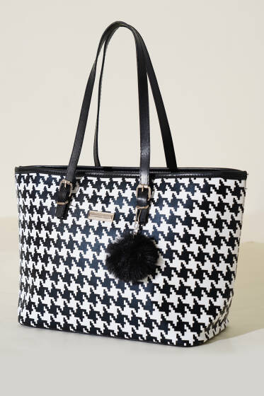 Ponpon Aksesuarlı Kol Çantası Kazayağı - Kol Çantası