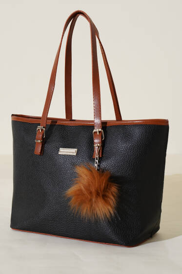 Ponpon Aksesuarlı Kol Çantası Siyah - Kol Çantası