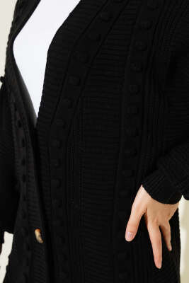 Ponponlu Düğmeli Uzun Triko Hırka Siyah - Triko Hırka