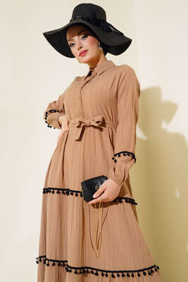 Ponponlu Kaş Elbise Latte - Tesettür Elbise