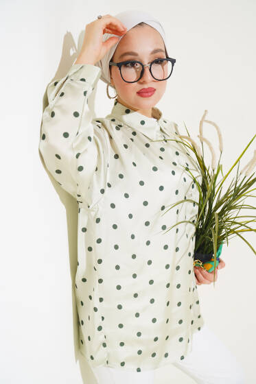 Puantiye Desen Saten Gömlek Çağla Yeşili - Gömlek