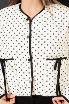 Puantiyeli Çıtçıtlı Ceket Krem - Kadın Giyim Modelleri