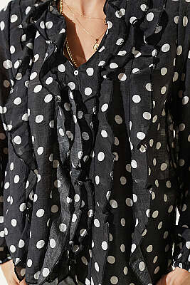 Puantiyeli Fırfırlı Bluz Siyah - Kadın Giyim Modelleri