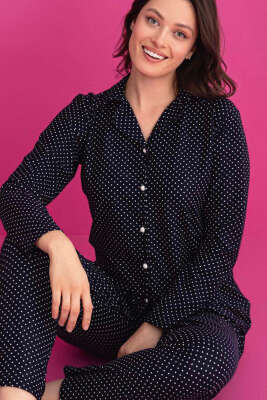 Puantiyeli Önü Düğmeli Süet Pijama Takımı Lacivert - Kadın Pijama Takımı